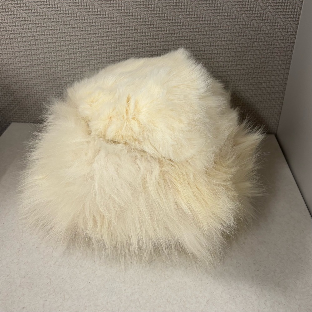 Pappas Furs Fort Wayne Vintage Winter Fur Hat